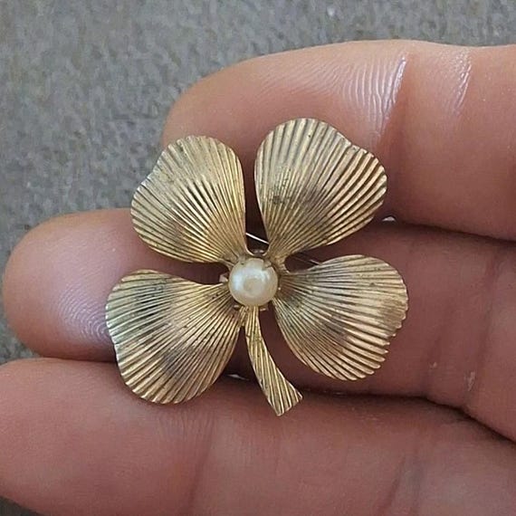 1970s Signed Coro Pegasus Lucky Four Leaf Clover Shamrock - Etsy