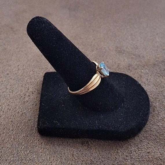 JCM 10k Solid Yellow Gold Ring With Aquamarine Ri… - image 6