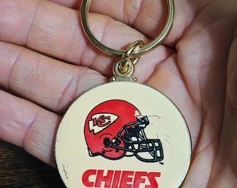 1990s Vintage Kansas City Chiefs Football Helmet Gold Tone Enamel Keychain