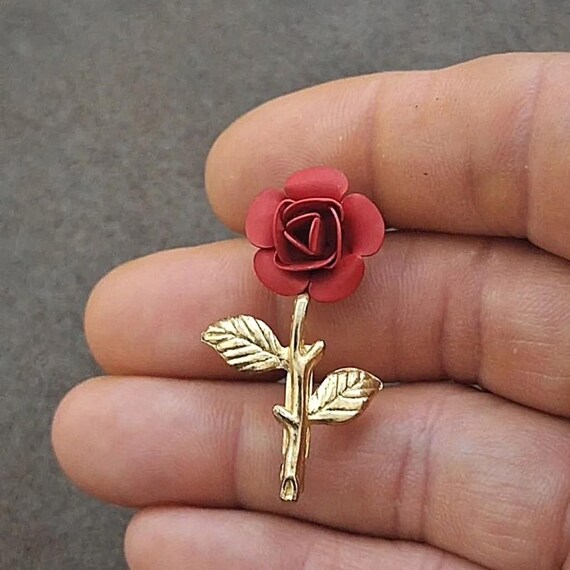 70s Blooming Red Rose Pin Brooch View 5