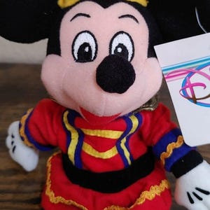 Muñeco de peluche de 23 cm de Mickey Mouse Cascanueces, años 90 imagen 2