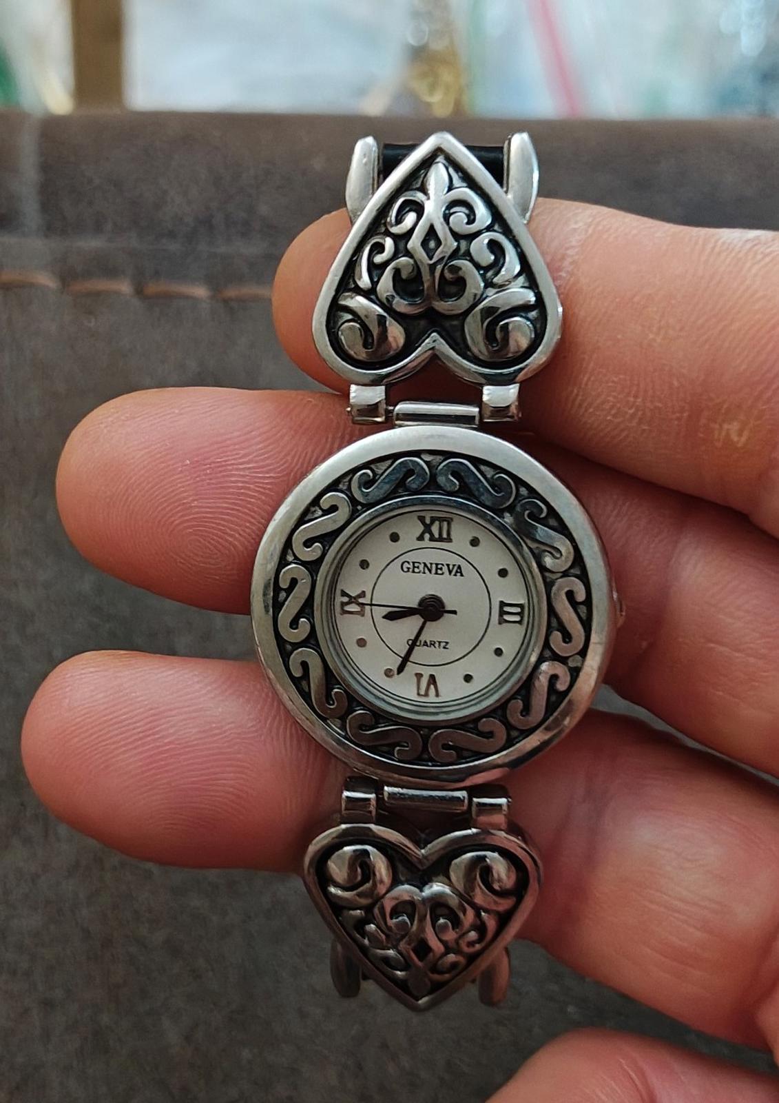 Geneva Silver Watch - Etsy display picture 1