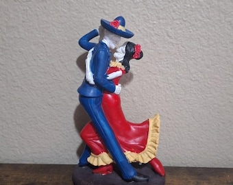 Figura de resina de pareja bailando Día de Muertos/Día de los Muertos