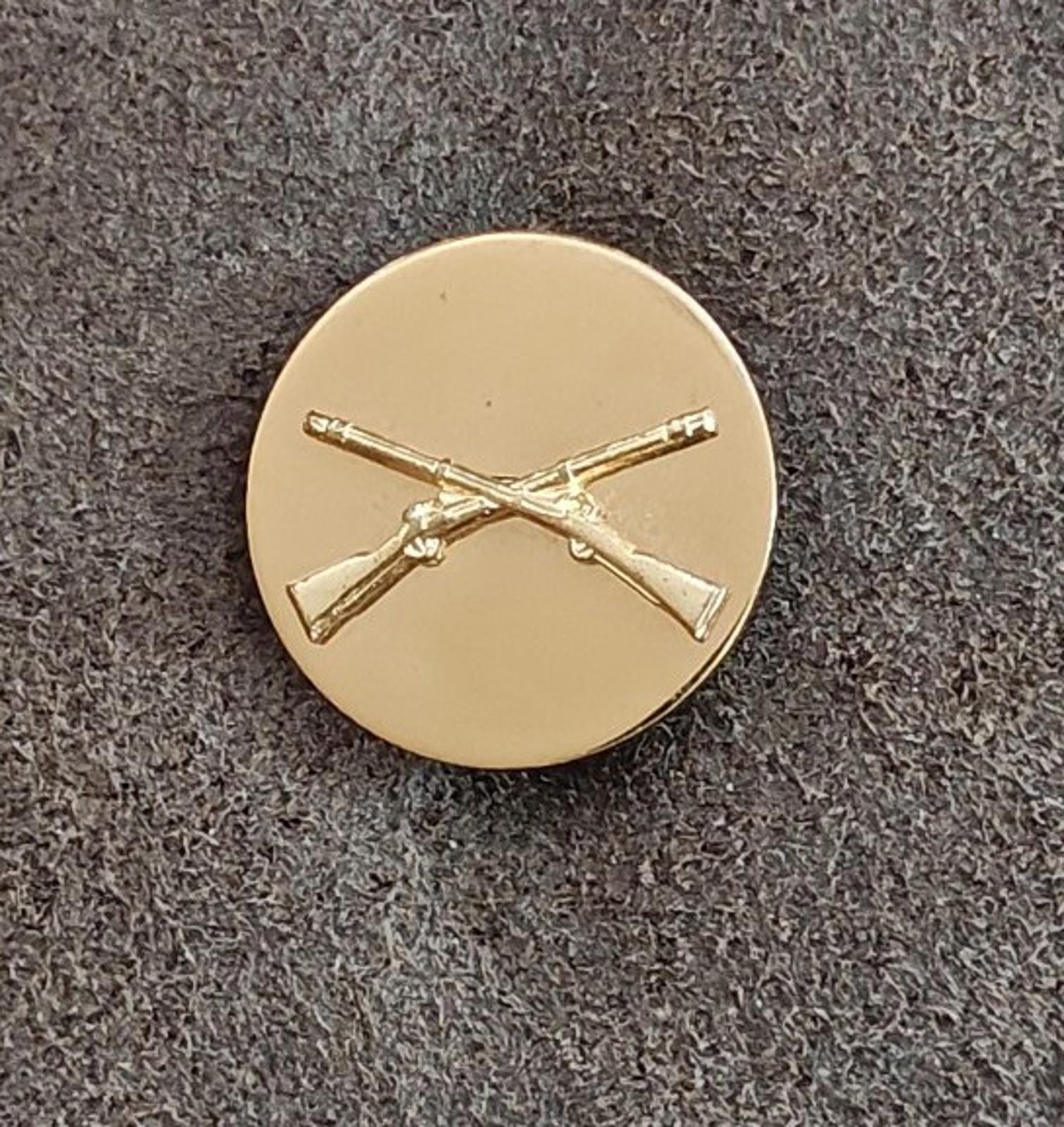 1940's WW II US Infantry Crossed Rifles Brass Pin - Etsy