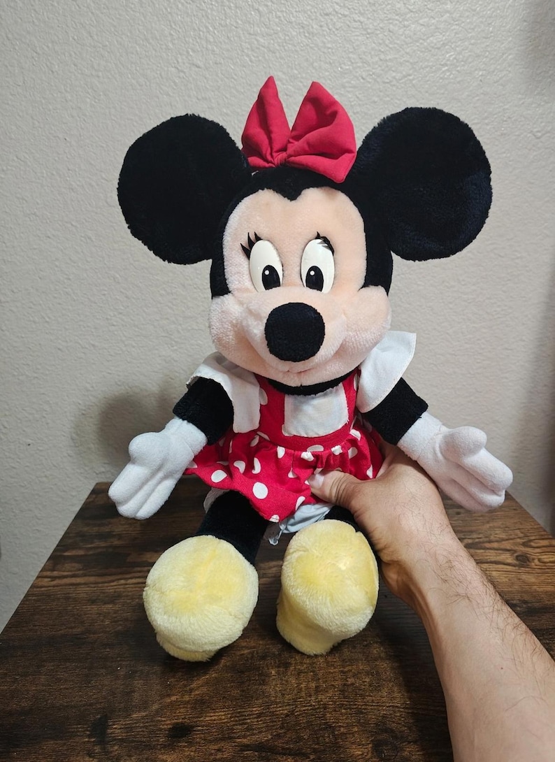 1980's/90's Disneyland Minnie Mouse Plush imagem 9