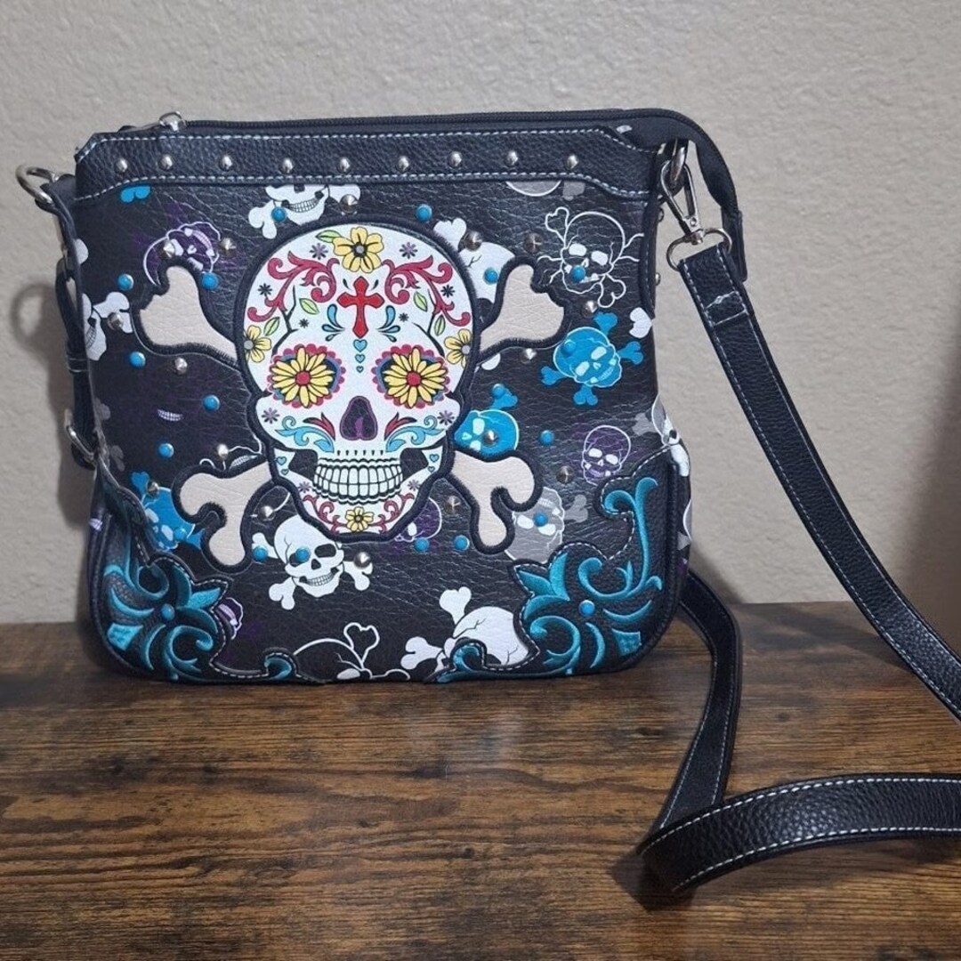 【Anyone more】Skull Bobusang Crossbody Bag DHgate.com:Ghostly Style: Trendy Skull Pattern Faux Leather