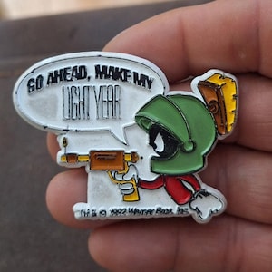1992 Marvin The Martian Go Ahead, Make My Year Magnet