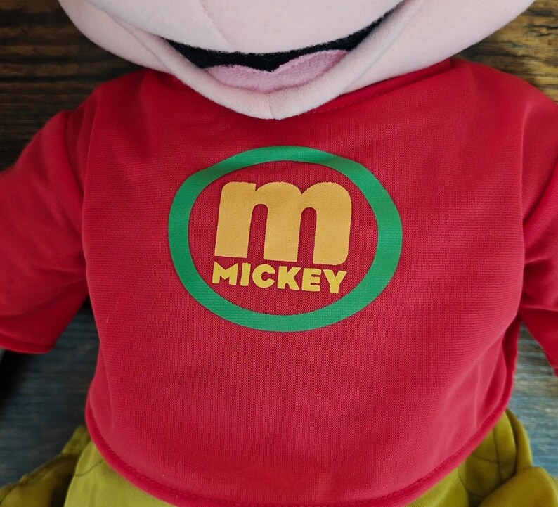 2000 Fisher Price Disney House of Mouse Mickey Mouse 25" Plush image 8