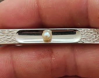 1960s Swank Silver Tone Textured With Centered Pearl