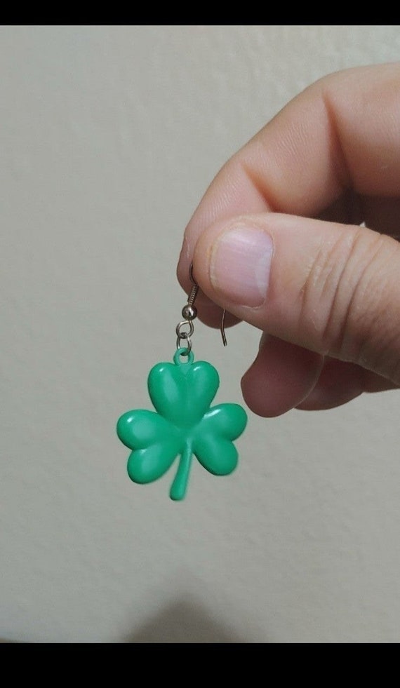 Vintage Russ St. Patrick’s Day Earrings - image 3