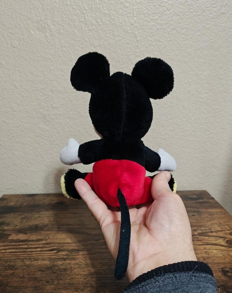 1980's Vintage Disneyland Walt Disney World Mickey Mouse 8" Plush image 4