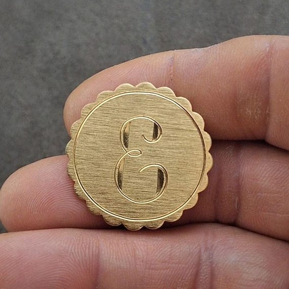1980s Etched Monogrammed Initial E Circle Pin Bro… - image 5