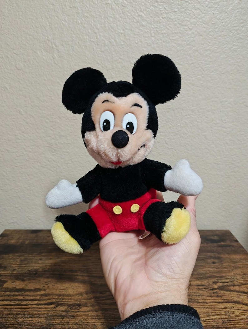 1980's Vintage Disneyland Walt Disney World Mickey Mouse 8" Plush image 1