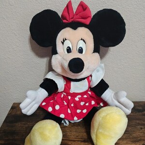 1980's/90's Disneyland Minnie Mouse Plush imagem 6