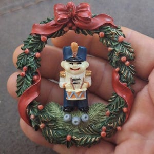1980’s Handpainted Nutcracker Figure Christmas Wreath Brooch