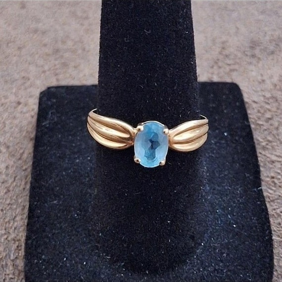 JCM 10k Solid Yellow Gold Ring With Aquamarine Ri… - image 4