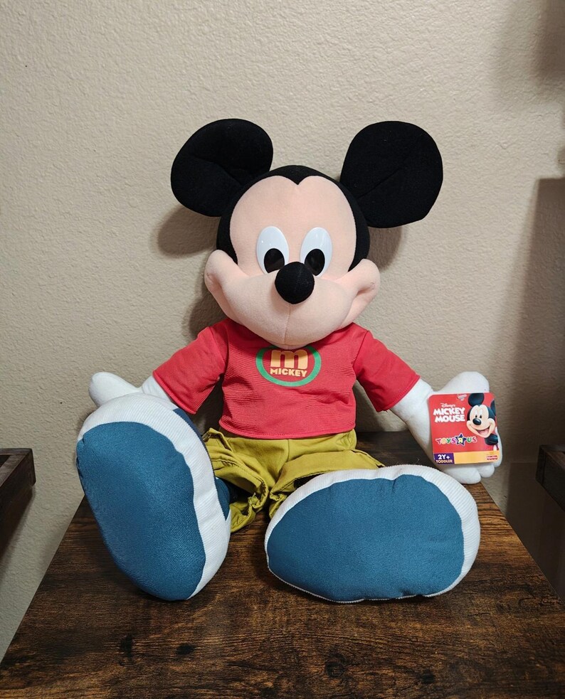 2000 Fisher Price Disney House of Mouse Mickey Mouse 25" Plush image 3
