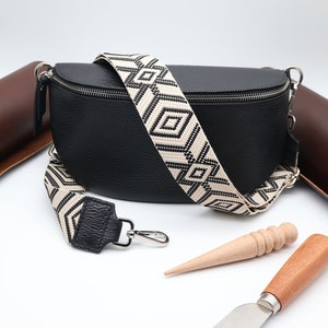 Crossbody bag , Ein schönes Geschenk zum Muttertag , Umhängetasche, Bauchtasche Damen, Crossbody bag with purse strap, Gift for Mom zdjęcie 1