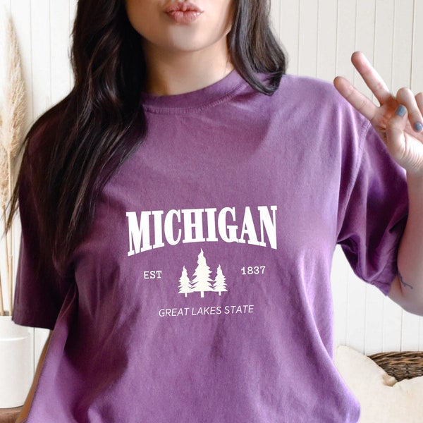 Comfort Colors Michigan State Shirt, Great Lakes State Shirt, Lake Life Shirt, Midwest T-Shirt, Road Trip Shirt, Home State Shirt