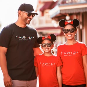 Custom Family Shirt, Family Group Shirt, Custom Name Shirt, Friends Theme Shirt, Custom Family Gift, Family Trip Shirt, Custom Matching Tees Bild 3