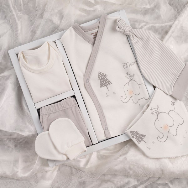 Newborn Clothes Baby shower gift set for newborn coming home outfit Essentials Baby Unisex Gift Layette Set Bundle 100% Organic Cotton