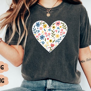 Corazón de flores retro SVG, diseño PNG, corazón floral Png, corona de corazón Png