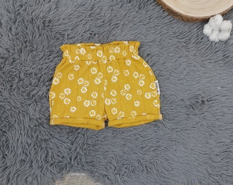 Musselin Shorts Blumen , Hose Gr50/56 - 110/116