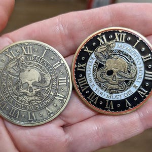 Memento Mori / Memento Vivere Coin (1.5 inch): Classic or Black/White