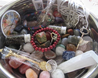 Med Tumbled Stones: Crystal Mystery Box, Crystal Mystery Scoop, Lucky Crystal Scoop, Lucky Dip, Lucky Scoop