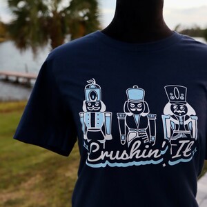 Christmas Crushin&#39; It Shirt, Christmas Shirt, Funny Holiday Tee, Cute Christmas Shirt, Christmas Gift