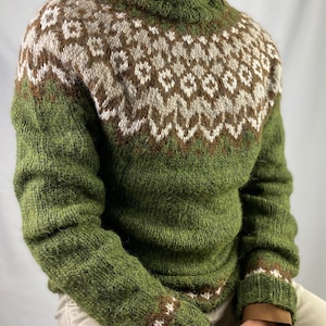 Mens Alpaca Handknitted Pullover image 2