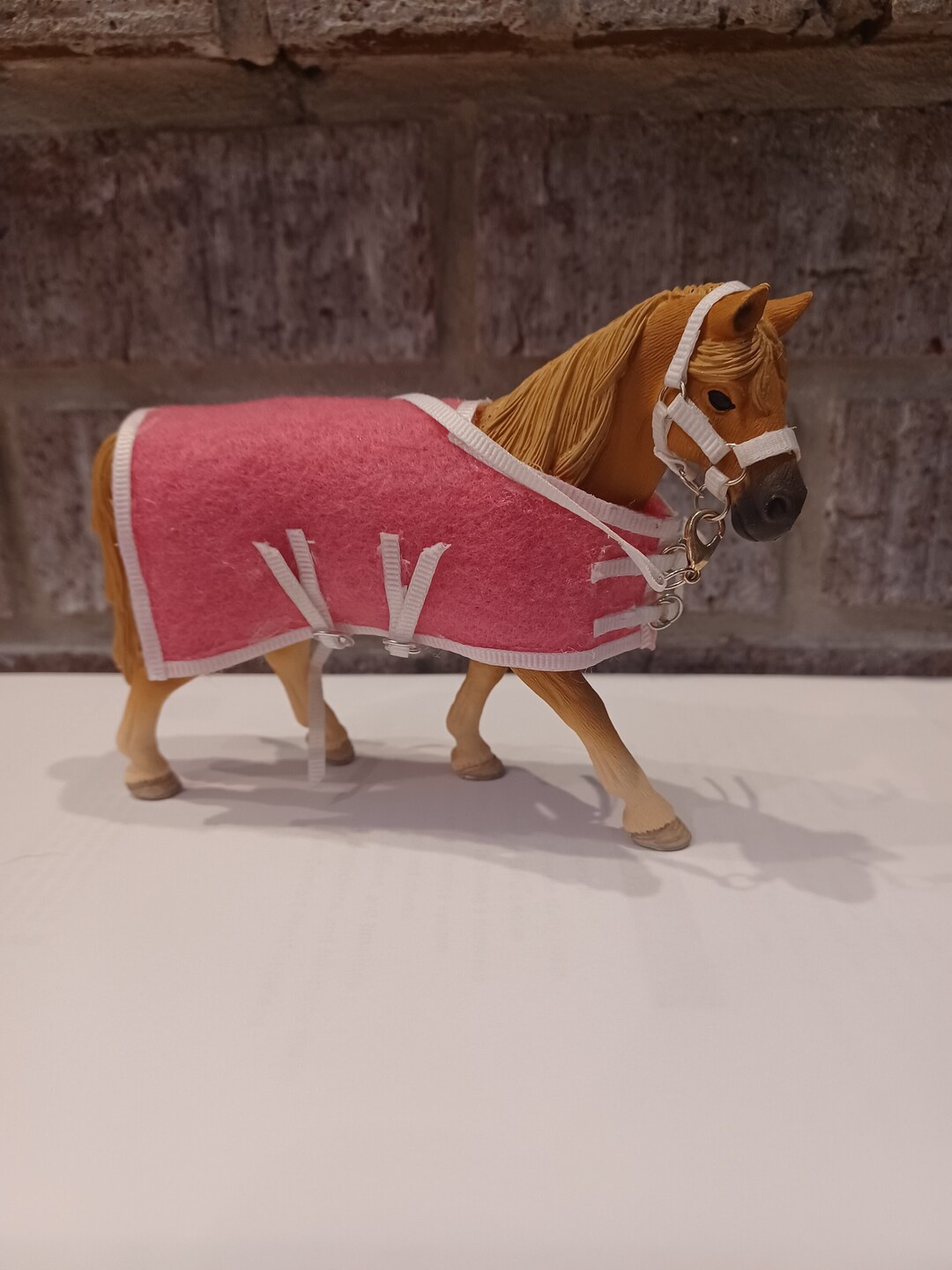 Schleich Sarah & Mystery Blanket & Halter