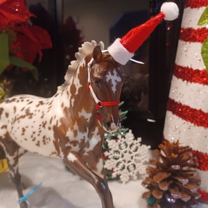 Breyer Horse Holiday Tack Set ( Traditional Only)