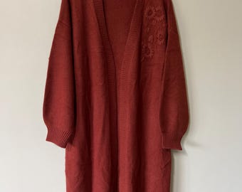 Luxury 100% Cashmere Open Front Cardigan – Rust Red Embroidered Long Knit, recommended size M/L
