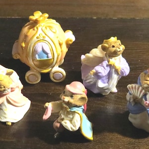 Hallmark 1994 Merry Miniatures Cinderella Mouse Set of 5