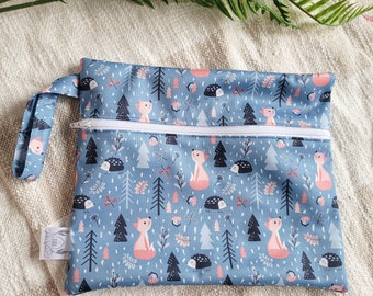 Waterproof Wetbag Swim bag ." Foxes and Hedgehogs " PUL Water-proof swimbag for swim suits, cloth diapers. Reusable bag. Wet bag