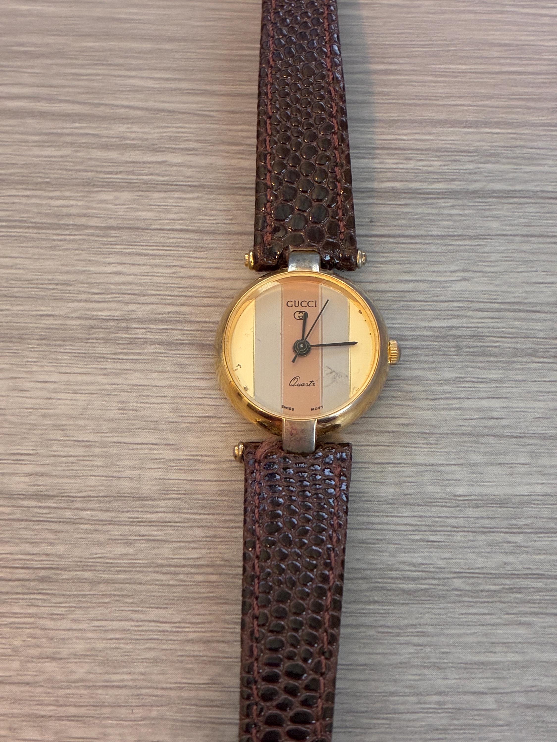 時計 OLD GUCCI leather belt watch Vintage Gucci Watch With Leather Strap - Etsy