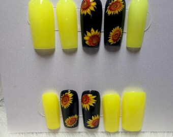 Black and Yellow Sunflower Press On Nails