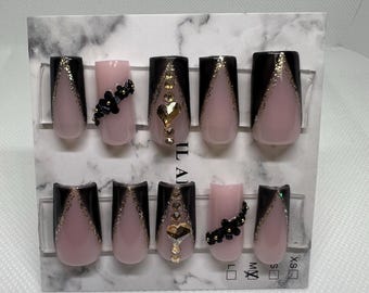 Black V French Press On Nails