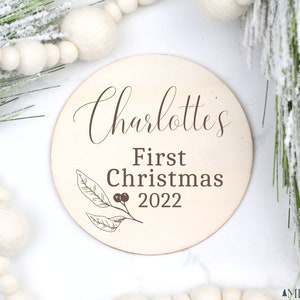 My First Christmas Plaque 2022 | Personalized Baby&#39;s First Christmas Milestone Sign | Christmas Baby Gift | Baby Photo Prop