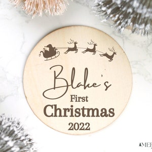 My First Christmas Plaque 2022 | Personalized Baby&#39;s First Christmas Milestone Sign | Christmas Baby Gift | Baby Photo Prop