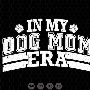 W mojej erze mamy psa Svg, życie mamy Svg, mama psa Svg, mama psa Svg, mama zwierzaka Svg, mama futra Svg, retro mama psa Svg, mama kota uniwersyteckiego Svg, era psa
