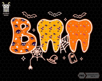 Könnte beinhalten: Halloween-Grafik mit dem Wort "BOO". Das "B" ist orange mit Spinnen und Totenköpfen, die "O"s sind zahnförmig, eines gelb mit Hexenhüten, das andere orange mit Knochen. Fledermäuse und ein Spinnennetz vervollständigen das Design.