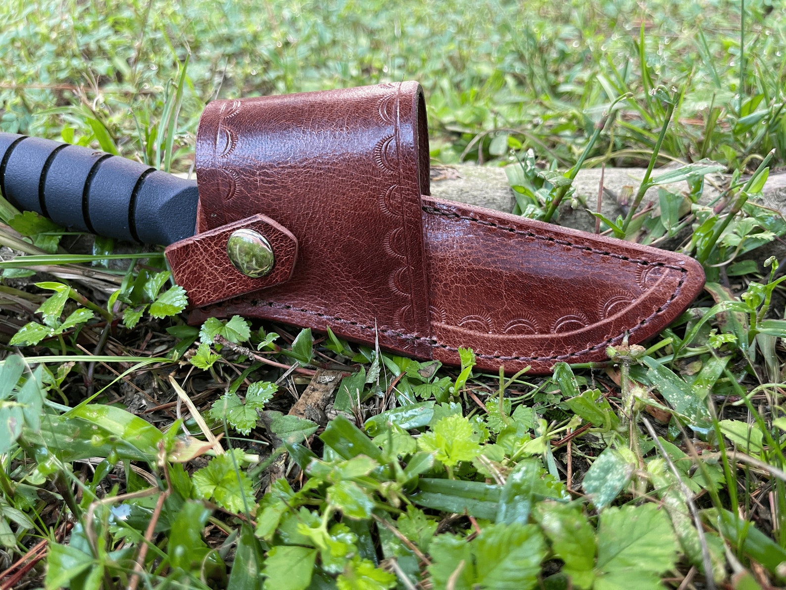 Ka bar Short Leather Sheath Horizontal Quick Cross Draw Left Hand Right ka-bar-short-leather-sheath-horizontal-quick-cross-draw-left-hand-right