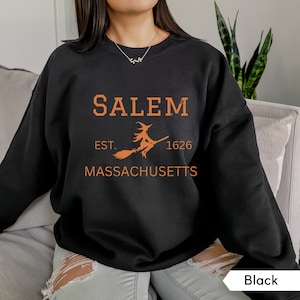 Salem Massachusetts Crewneck, Graphic Halloween Witch Sweatshirt, Trendy Oversized Halloween Shirt, Spooky Season Sweatshirt
