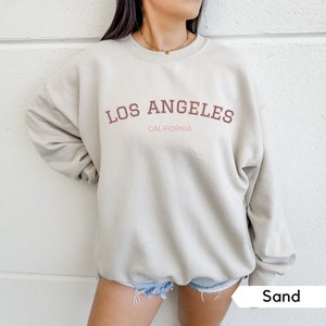 Los Angeles Sweatshirt, California Crewneck, Trendy Preppy Shirt, Oversized LA Sweatshirt, Aesthetic Clothes, Womens Crewneck