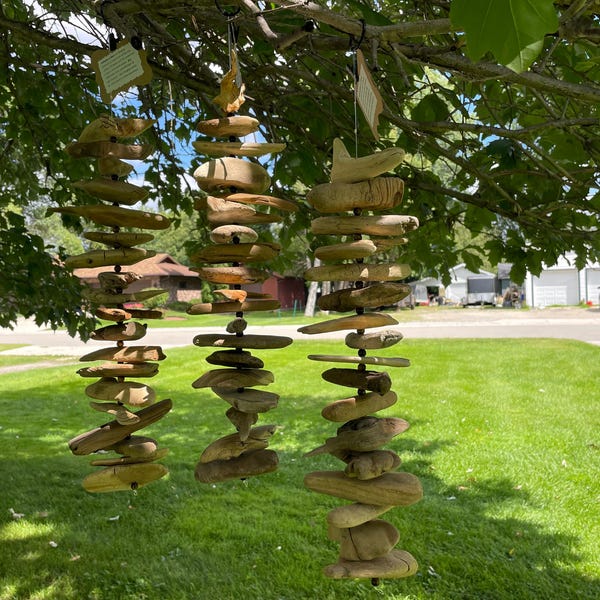 Escalera Valhalla de madera flotante #V0157: 50 cm con cuentas de piedra, mitología nórdica, guirnalda de brujas, decoración vikinga, protección para el hogar, regalo de inauguración