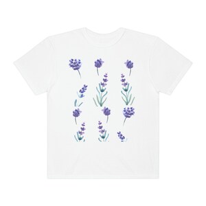 Lavender Flowers Women&#39;s Garment-Dyed T-shirt