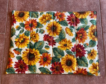 Placemats ~ Sunflowers (Green)