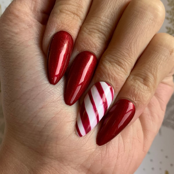 Candy Cane Lane • Christmas Design Press-On Nails • Gel • Handmade and Painted • Long Trendy Candy Cane Nails